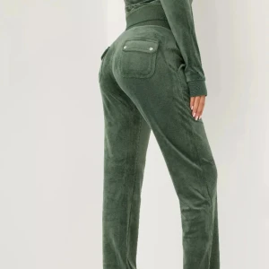 Juicy byxor grön - Fin färg, god skick inga problem!