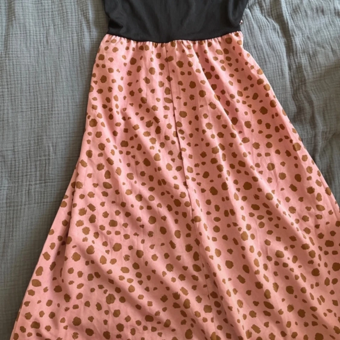 Svart och rosa klänning från Shein - 91