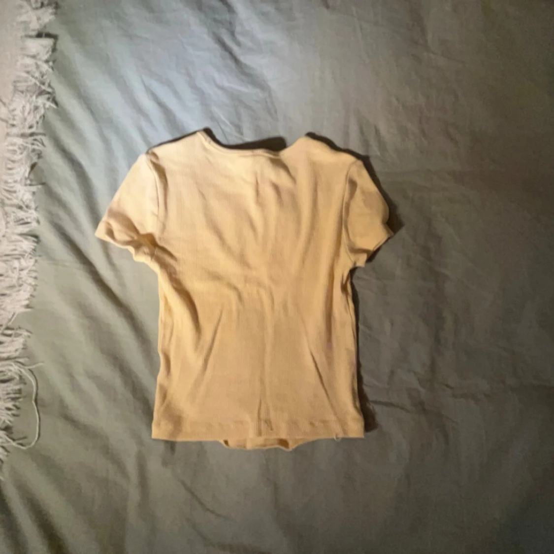 Beige kortärmad topp - 90