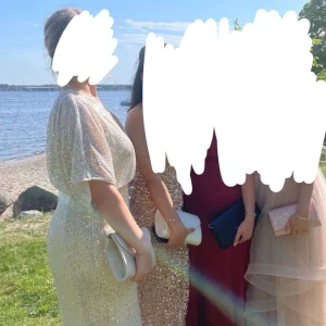 Balklänning  - Använt 1 gång men har inga defekter 💗 