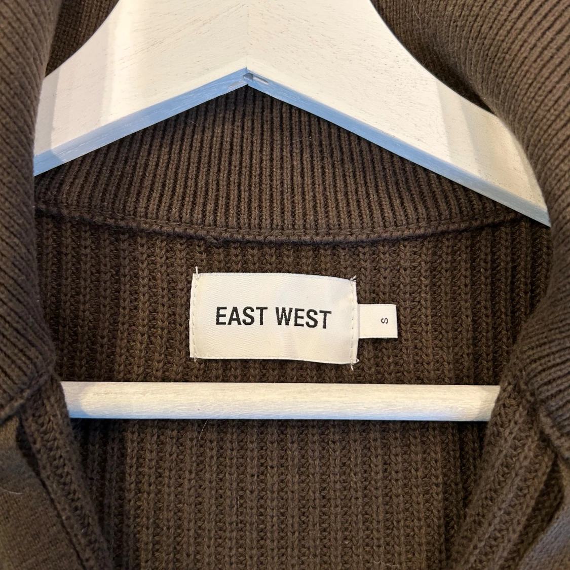 East west full-zip - 90