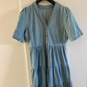 Jeans klänning  - M 