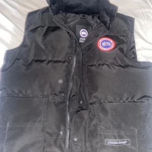 Canada goose  - Knappt använd, bra skick, pris kan diskuteras vid snabba affärer
