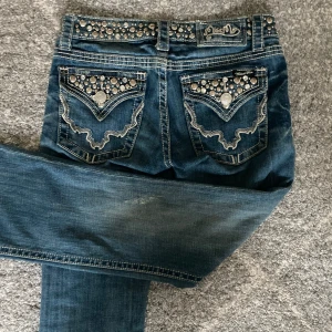 Miss me jeans - Miss me low waist bootcut jeans. Storlek  27