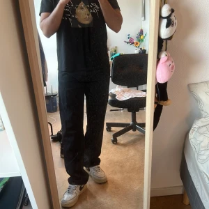 Weekday Space Relaxed Straight Jeans - Fint skick. Nypris 600kr