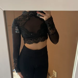 Hunkemöller topp - Perfekt fest topp! Två knappar har ramlat av men de medföljer - enkelt att åtgärda. 