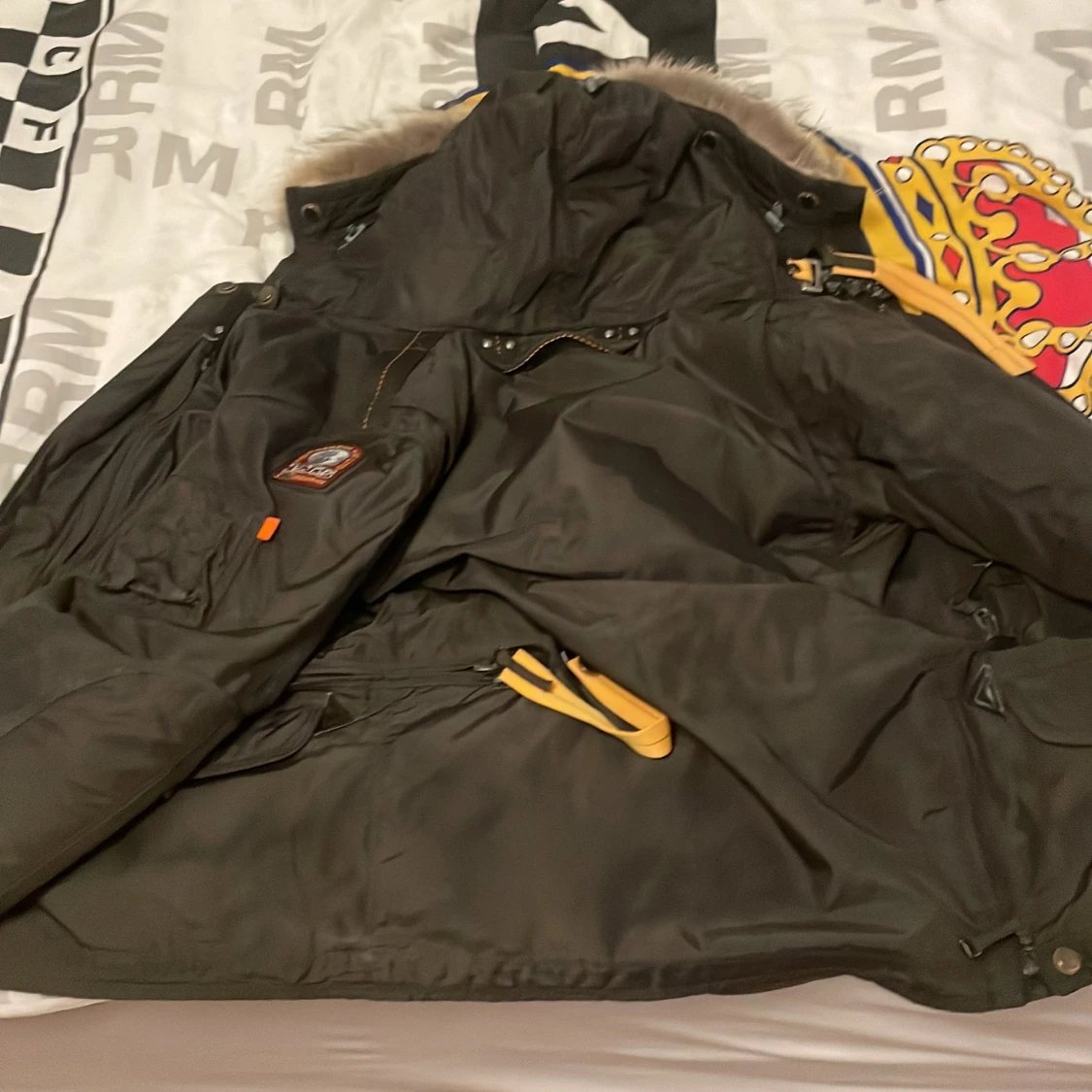 Svart vinterjacka från Parajumpers   - 3