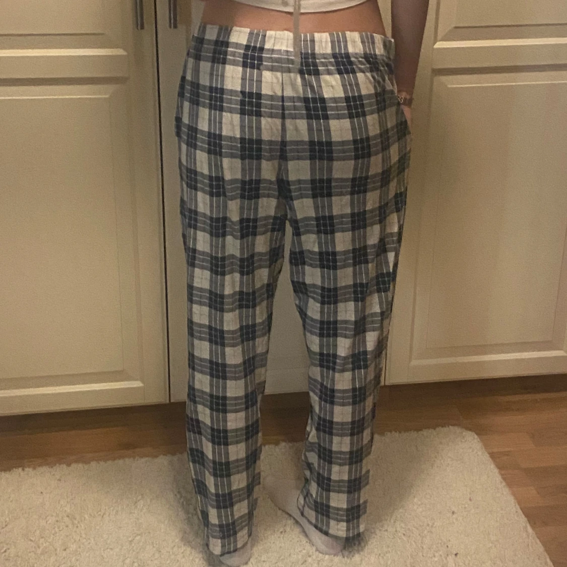 Rutig pyjamasbyxa - 1