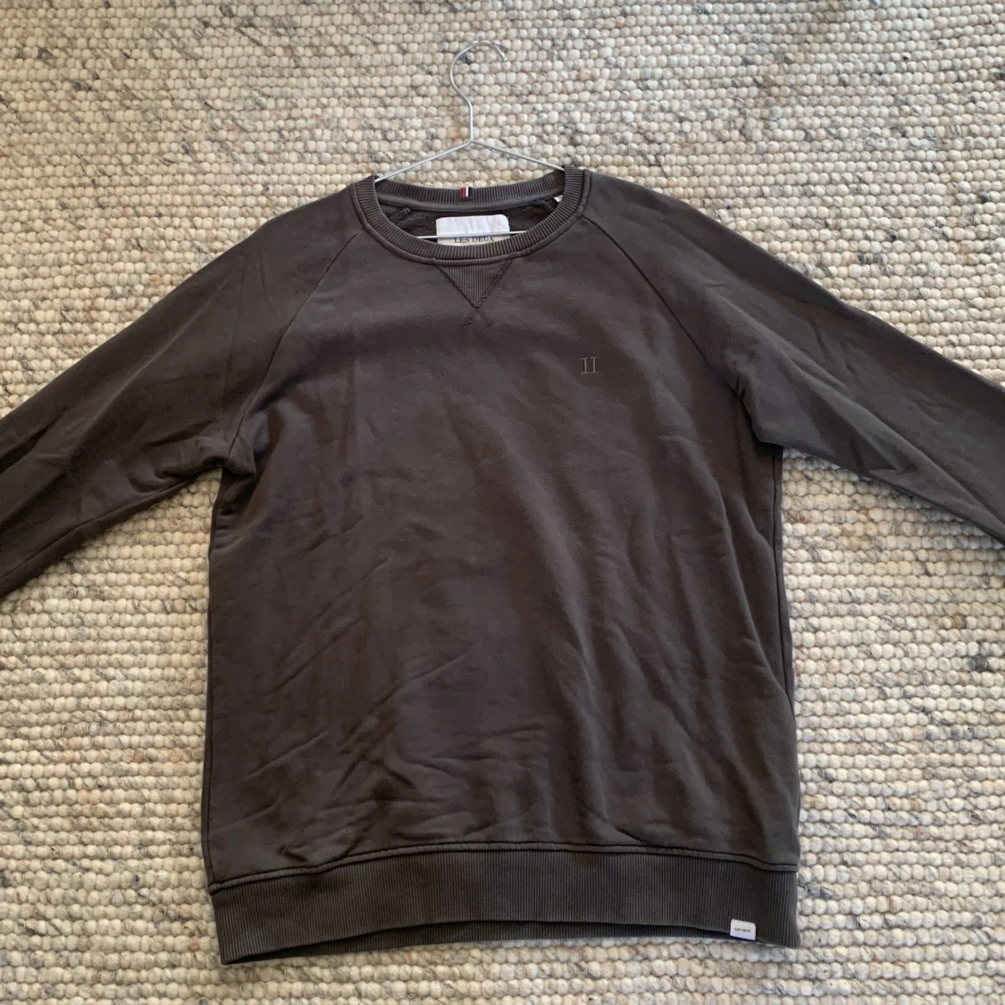 Mörkgrå tröja från Les Deux