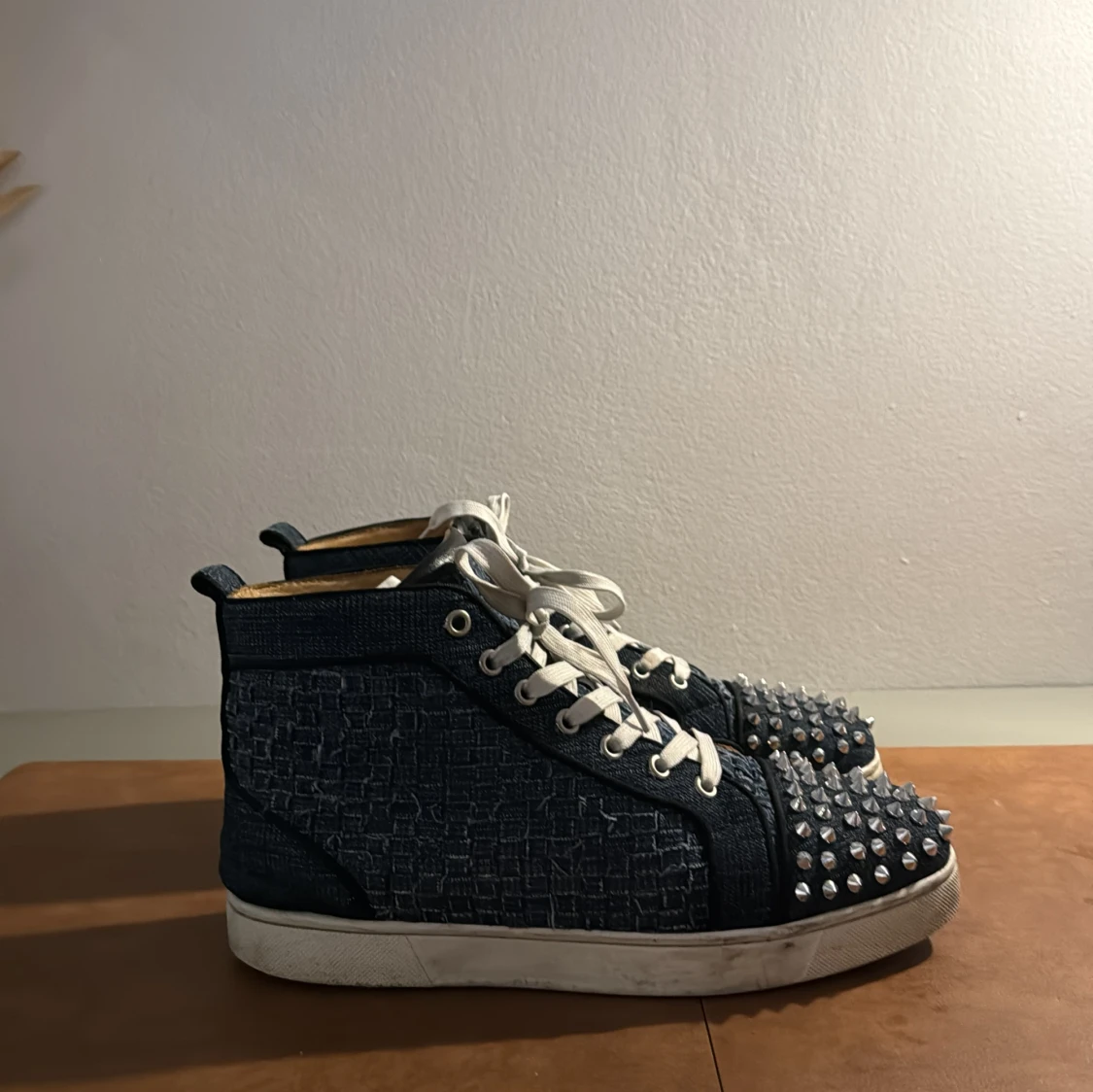 Christian Louboutin - 91