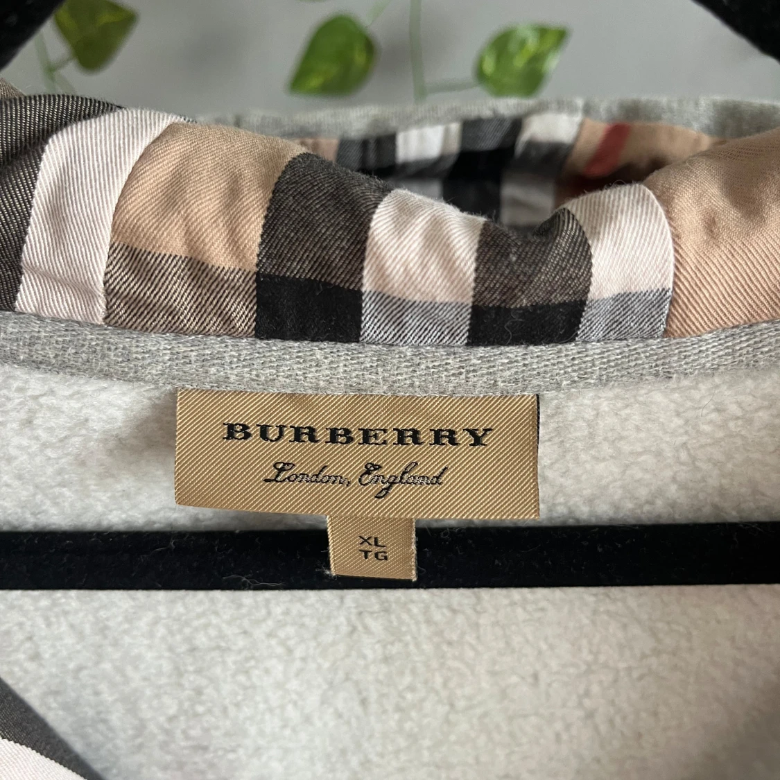 burberry zip - 91