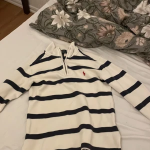 Polo Ralph lauren - Ralph lauren tröja bra skick