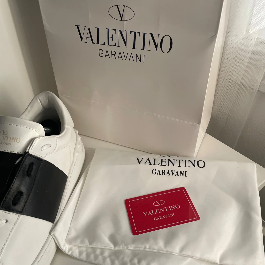 Valentino Opens - 90