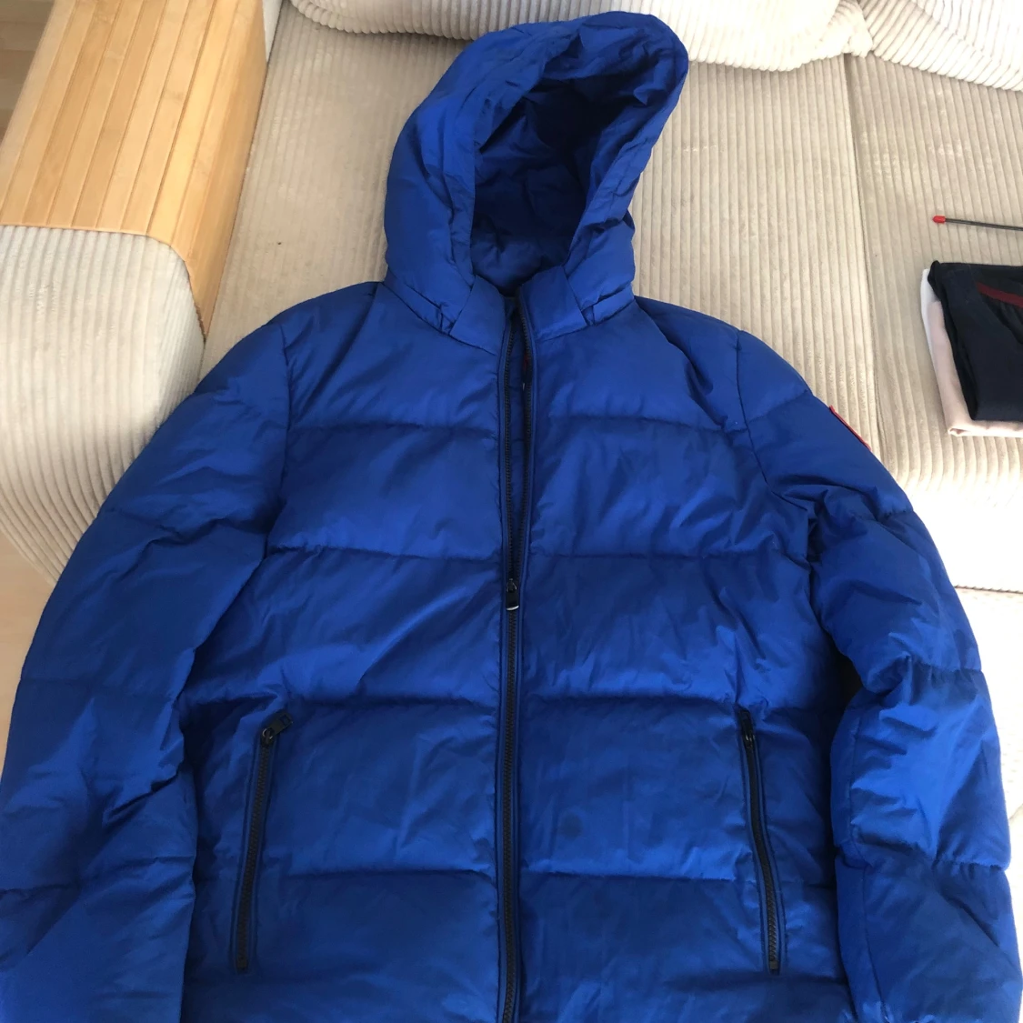 Blå pufferjacka från Calvin Klein