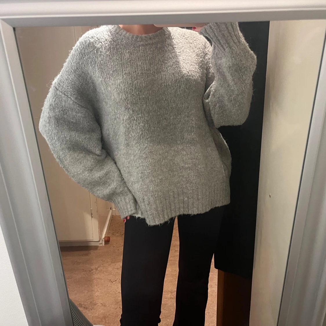 Grå stickad tröja - 90