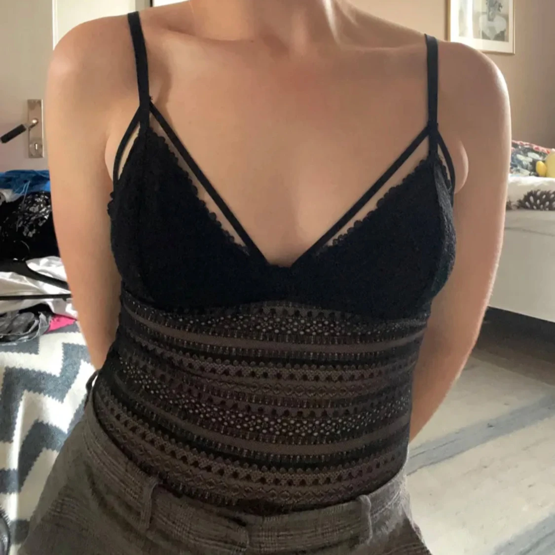 Svart spetsbody - 90