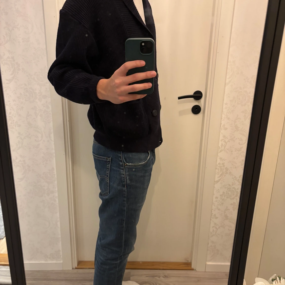 Mörkblå ribbad kofta - 91