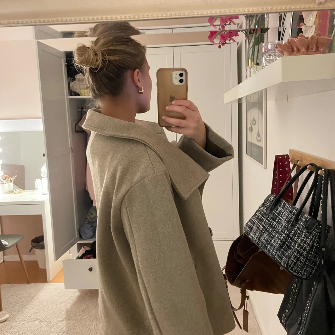 Beige kappa från Bubbleroom - 91