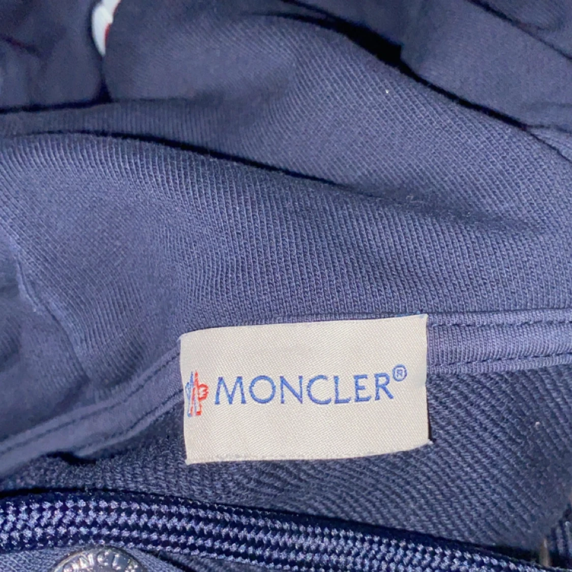Mörkblå jacka från Moncler