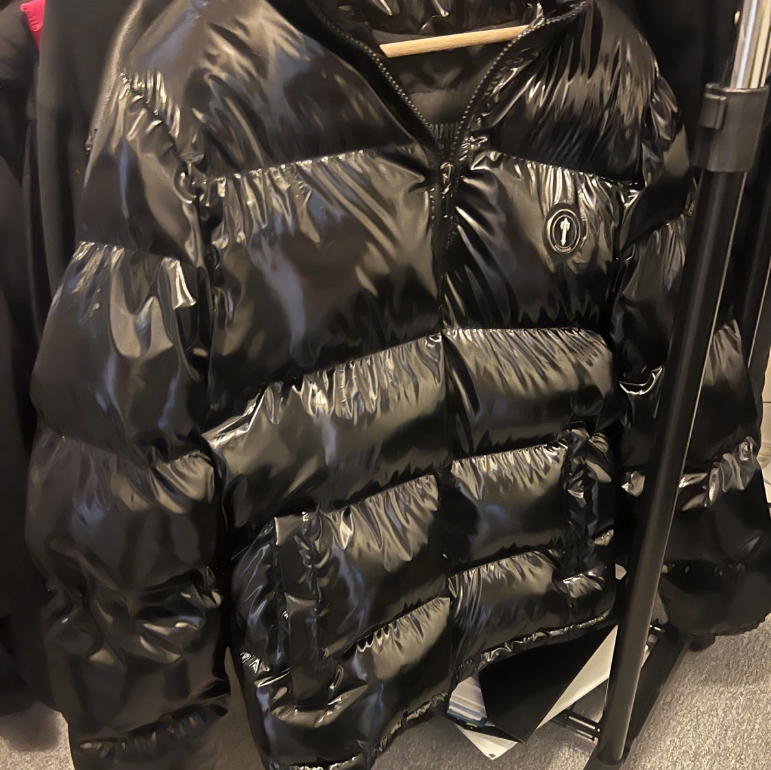 Svart pufferjacka från Trapstar - 92