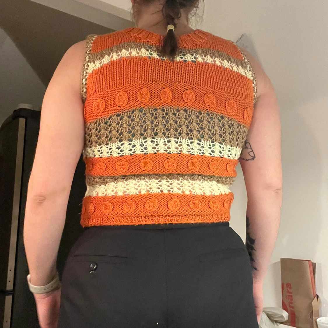 Randig stickad ärmlös topp - 90