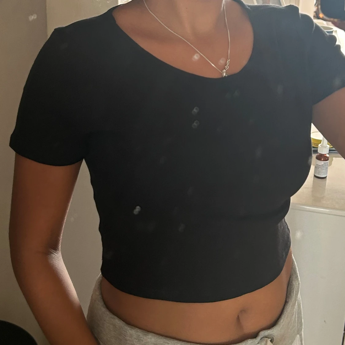 Svart croppad topp - 91