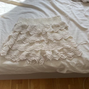 Spets shorts  - Säljer pga andvändt inte längre jätte fint skick köpta förra året 🤍🤍