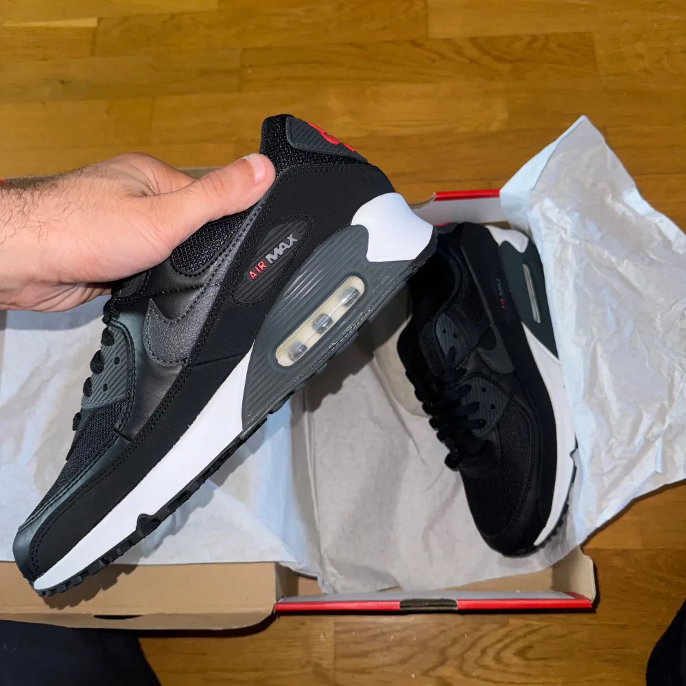 Nike airmax storlek 44 aldrig använda . Skor.