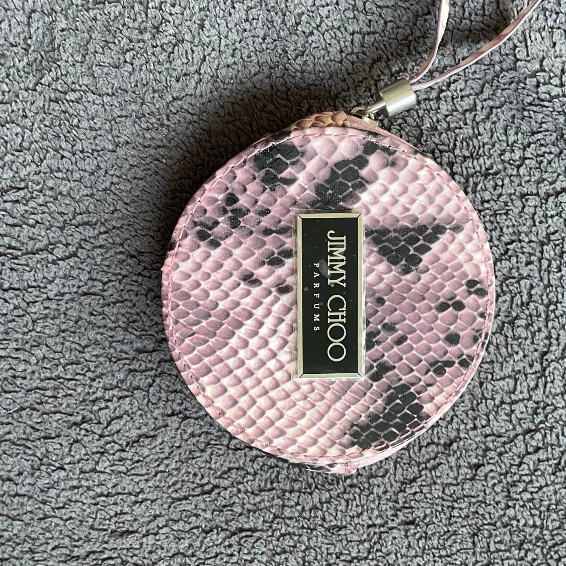 Äkta Jimmy choo spegel 