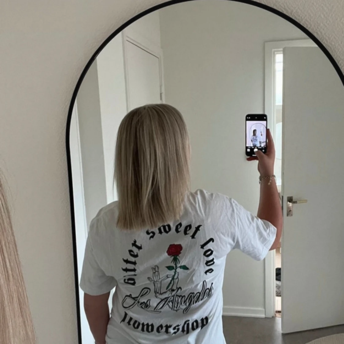 Vit t-shirt med tryck - 90