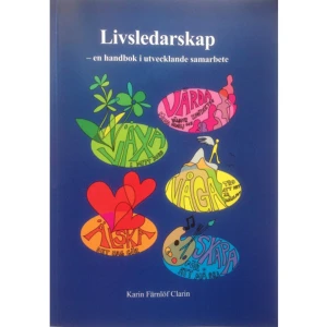 Livsledarskap : en handbok i utvecklande samarbete (häftad) - Vilket är mitt nästa steg? Hur får jag tiden att räcka till? Hur ska jag prioritera? Vart är vi egentligen på väg? Som ledare står du ofta ensam med dessa frågor. "Livsledarskap" hjälper dig att ta ett grepp på din utveckling, både professionellt och privat, på ett helt nytt sätt. Du gör det helt enkelt själv, fast tillsammans med en partner  "Det är en outnyttjad resurs vad man kan göra för att gemensamt och individuellt utvecklas med varandras stöd, kanonbra!" "Många bra övningar som synliggör olika aspekter" "Jag skrattade igenkännande"  Livsledarskap är en enkel och handfast handbok, för dig som chef, egenföretagare, ledare i idéell verksamhet, projektledare eller medarbetare. Men den vänder sig också till dig som har ansvar för att stödja ledarutvecklingen i en organisation.  Den beskriver steg för steg vad som krävs för att starta ett utvecklande samarbete, hur ni kan lägga upp era träffar, övningar att tillämpa och vad du uppnår.  Livsledarskap är skriven av Karin Färnlöf Clarin, organisationskonsult och HR-strateg med mer än 20 års erfarenhet av att leda såväl verksamheter som projekt.    Format Häftad   Omfång 112 sidor   Språk Svenska   Förlag EBAP   Utgivningsdatum 2014-03-31   Medverkande Kicki Edgren Nyborg   ISBN 9789163742248  