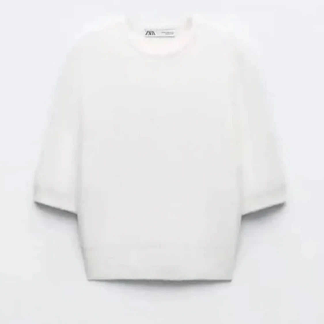 Vit stickad trekvarts tröja från Zara