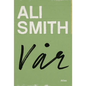 Vår (bok, kartonnage) - Vad förenar Katherine Mansfield, Charlie Chaplin, Shakespeare, Rilke, Beethoven, Brexit, nutid, dåtid, norr, söder, öst, väst, en man som sörjer svunna tider, en kvinna fången i samtiden? Våren. Den stora förenaren. Genom ett filter av å ena sidan historiemigrationen och å andra Pericles en av Shakespeares mest motståndskraftiga och uppslupna pjäser berättar Ali Smith den omöjliga historien i vår omöjliga tid. I en tid av murar och lockdown, öppnar Smith dörren.Tiden vi lever i förändrar naturen. Frågan är om det förändrar historiens natur? Hoppas att våren är för alltid. Vår är den tredje boken i Ali Smiths hyllade årstidssvit. "Hennes bästa bok hittills, i en lysande lovsång till hoppet, förenar hon dåtid och nutid genom en kör av röster." Observer "Vår är en häpnadsväckande prestation och en bok för alla årstider." Independent "Smith berättar historer med en röst som man inte kan låta bli att lyssna till." The Times    Format Kartonnage   Omfång 307 sidor   Språk Svenska   Förlag Bokförlaget Atlas   Utgivningsdatum 2020-03-13   Medverkande Amanda Svensson   Medverkande Sara Acedo   ISBN 9789173897112  