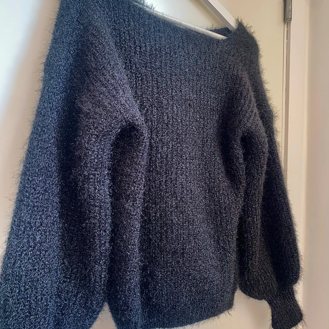 Stickad tröja  - 1