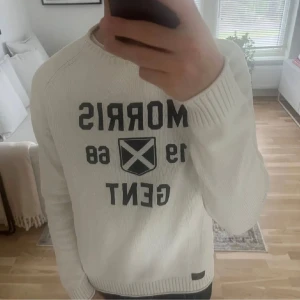Vit stickad tröja från Morris - Tja, säljer en vit tröja från Morris i toppskick. Pris kan diskuteras! 