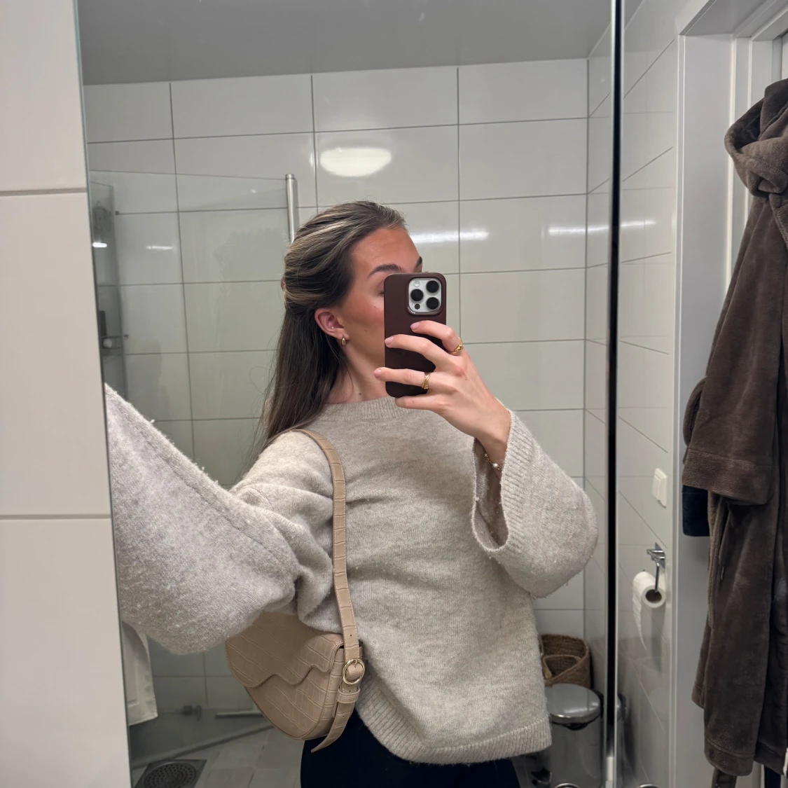 Beige axelväska - 4