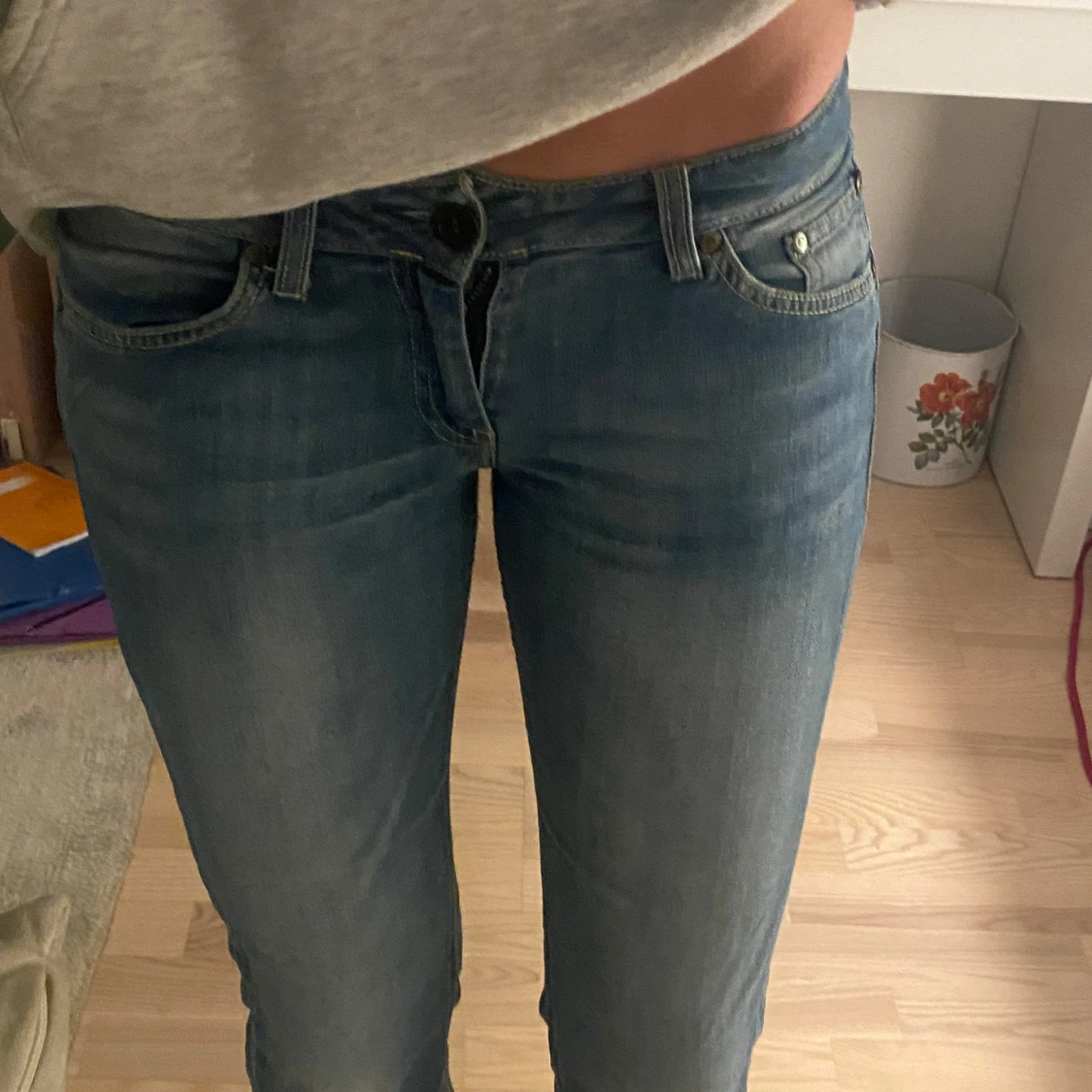 Blå lågmidjade bootcut  - 2