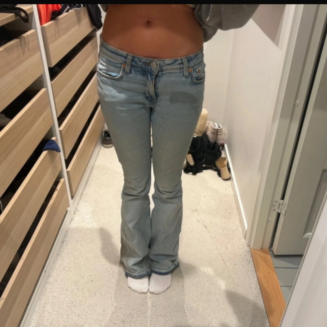 Ljusblå bootcut jeans