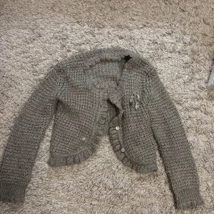 Kofta - Stickad kofta, storlek 10 år