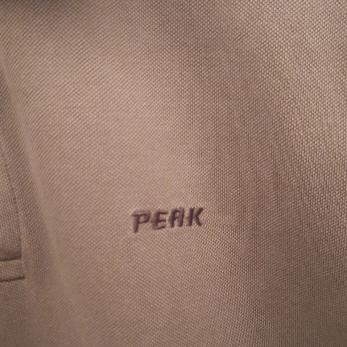 Olivgrön pikétröja från Peak Performance - 2