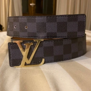 Bälte - 110cm skriv vid funderingar 🙌