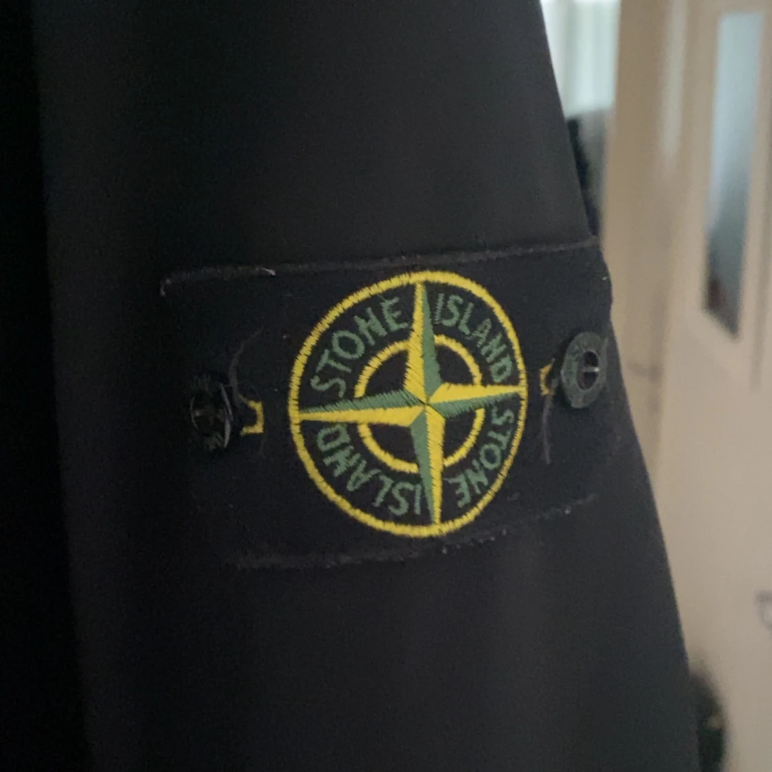 Svart softshelljacka från Stone Island - 4