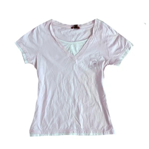 Vintage ljusrosa tshirt - Fraktar eller möts upp