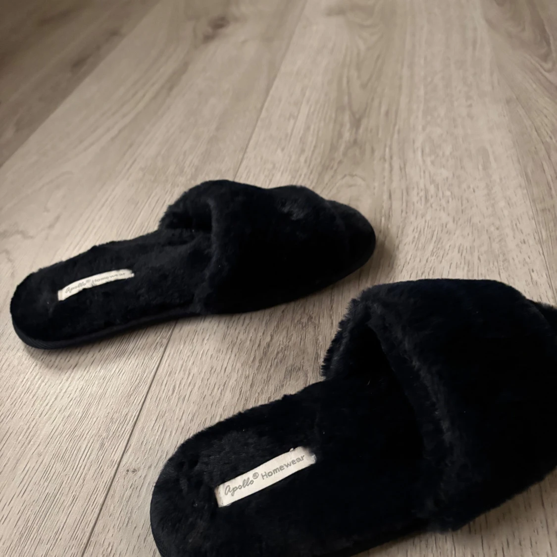 Oanvända innetofflor - 1