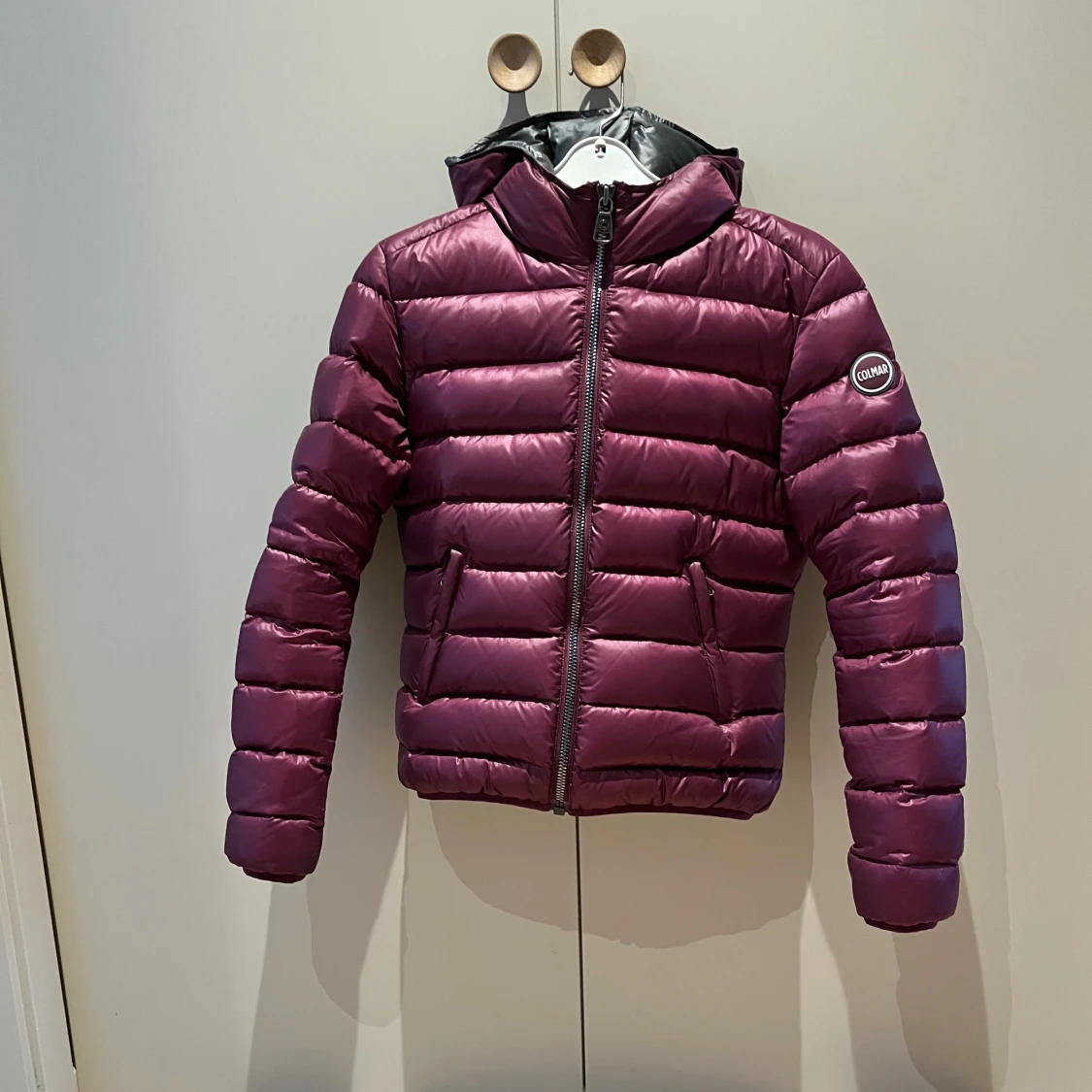 Vinröd dunjacka från Colmar - 2