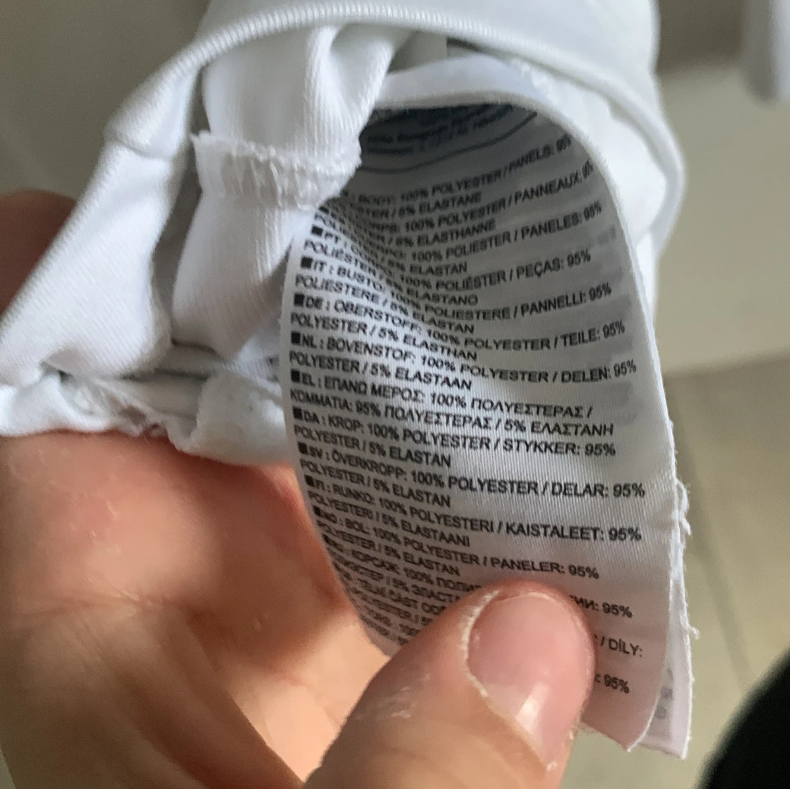 Vit träningsjacka från Nike - 2