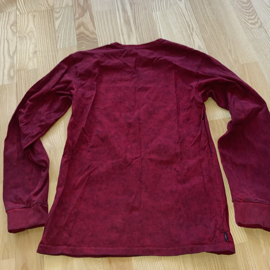 Röd långärmad tröja från Vans - 1