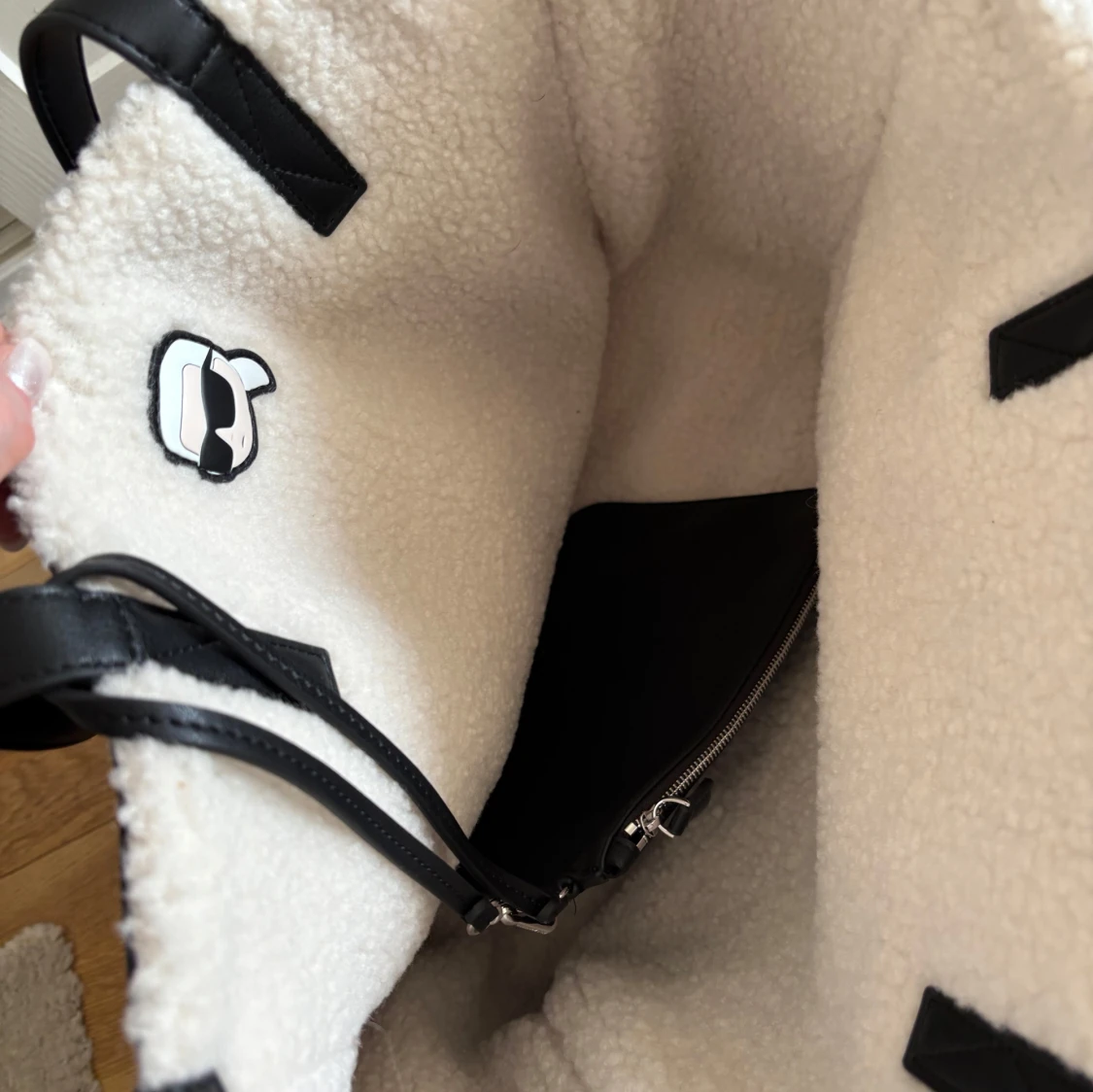 Karl lagerfeldt väska - 2