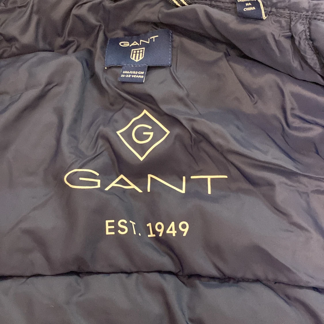 Blå pufferjacka från GANT - 2