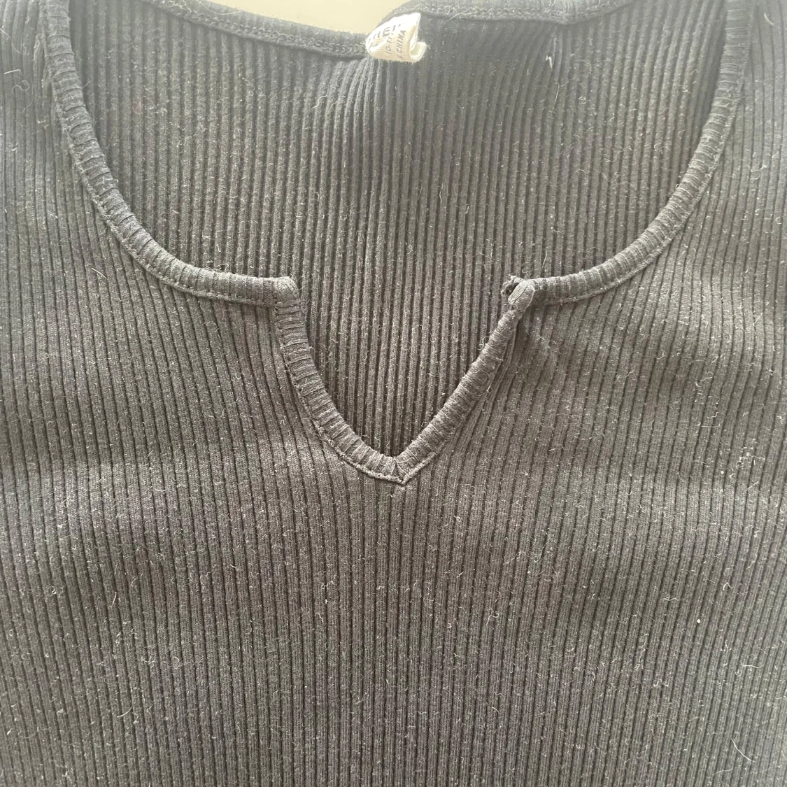 Svart ribbad klänning från Shein - 1